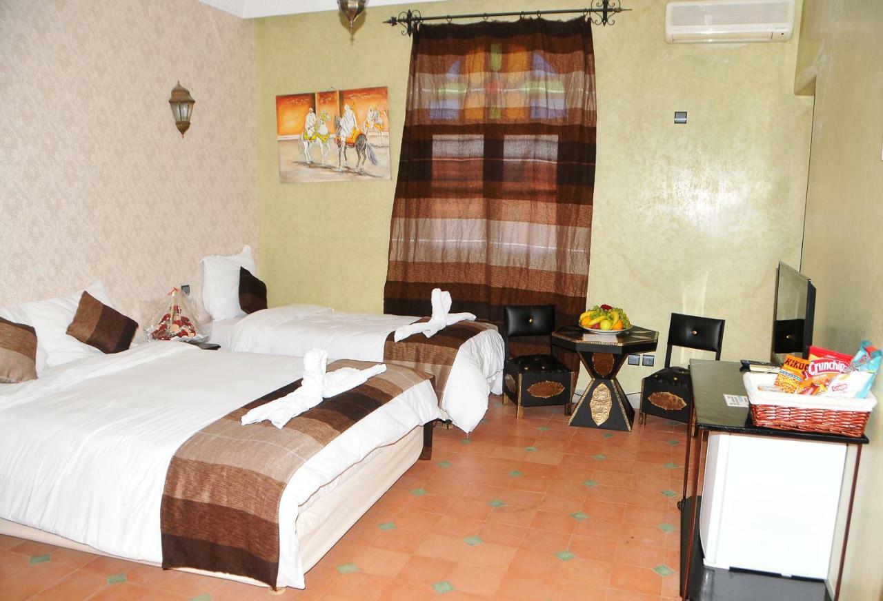 Riad Mhidou Ouled Jelal Exterior photo
